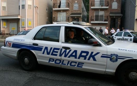 Cops Being Trained That Cell Phones Could Be Guns